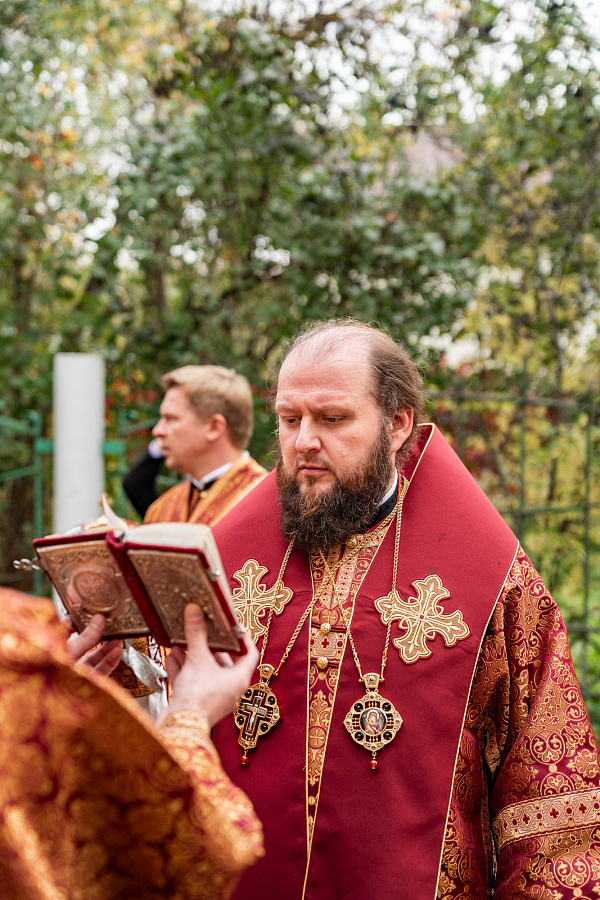 Архиерейское богослужение в Никитском храме села Никитского г.о. Домодедово